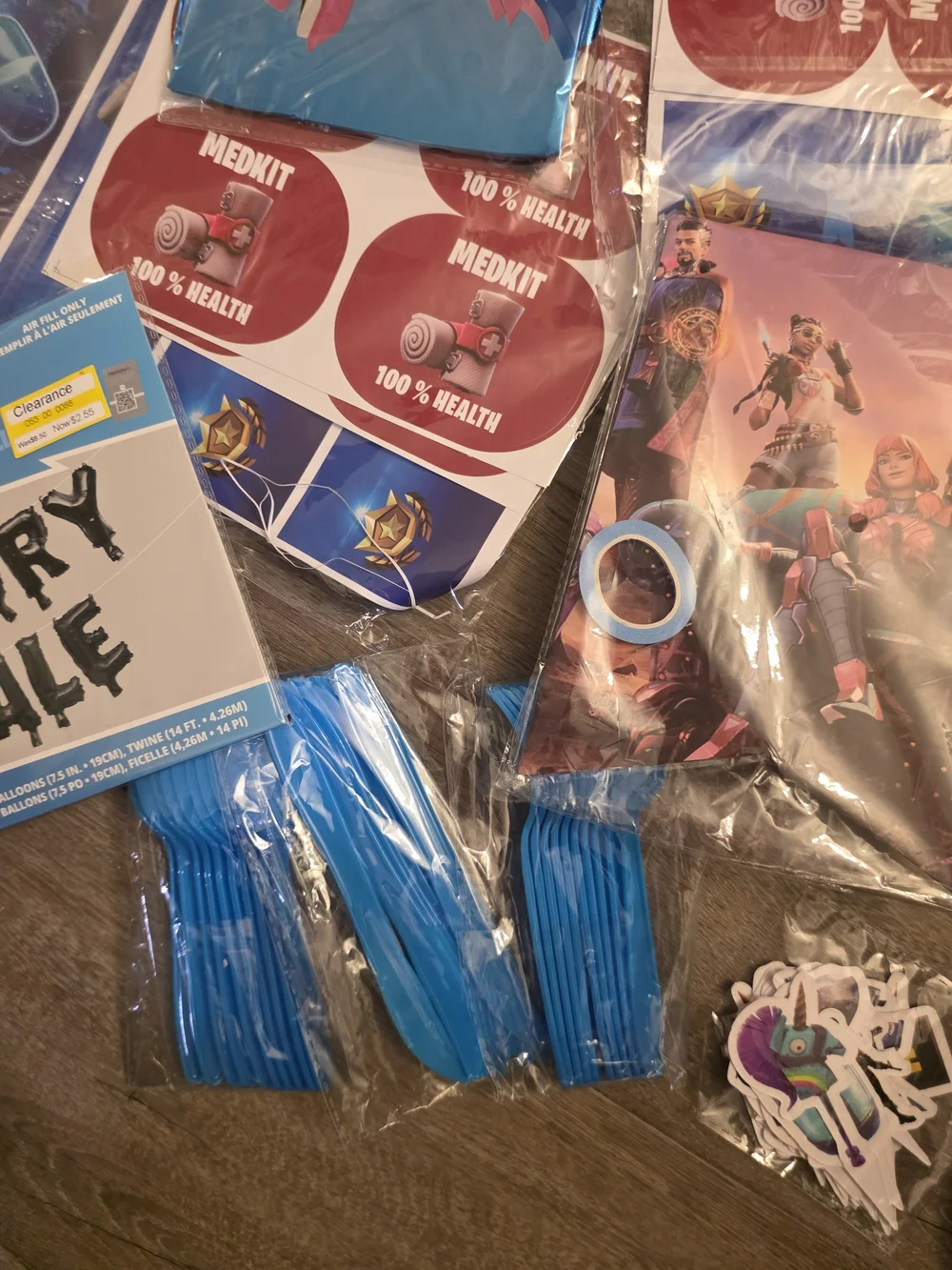 Fortnite Victory Royale Blue Party Tableware Set